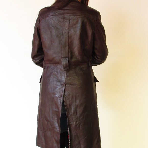 Vintage leather coat for men or women by Jeno de Paris, Made in Canada - Picture 3 of 7